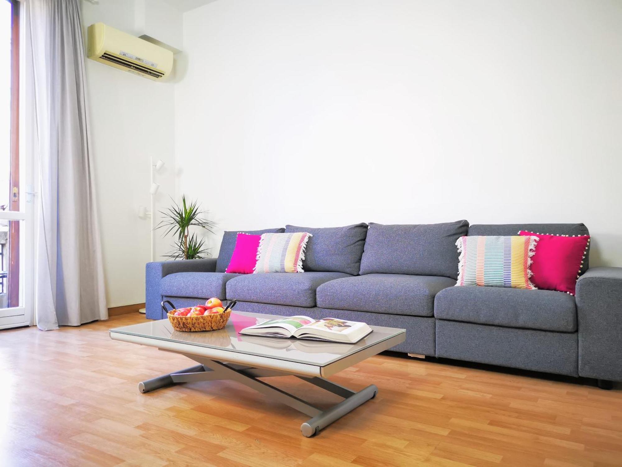 Spacious Apartment 50 Meters From The Metro Milan Luaran gambar